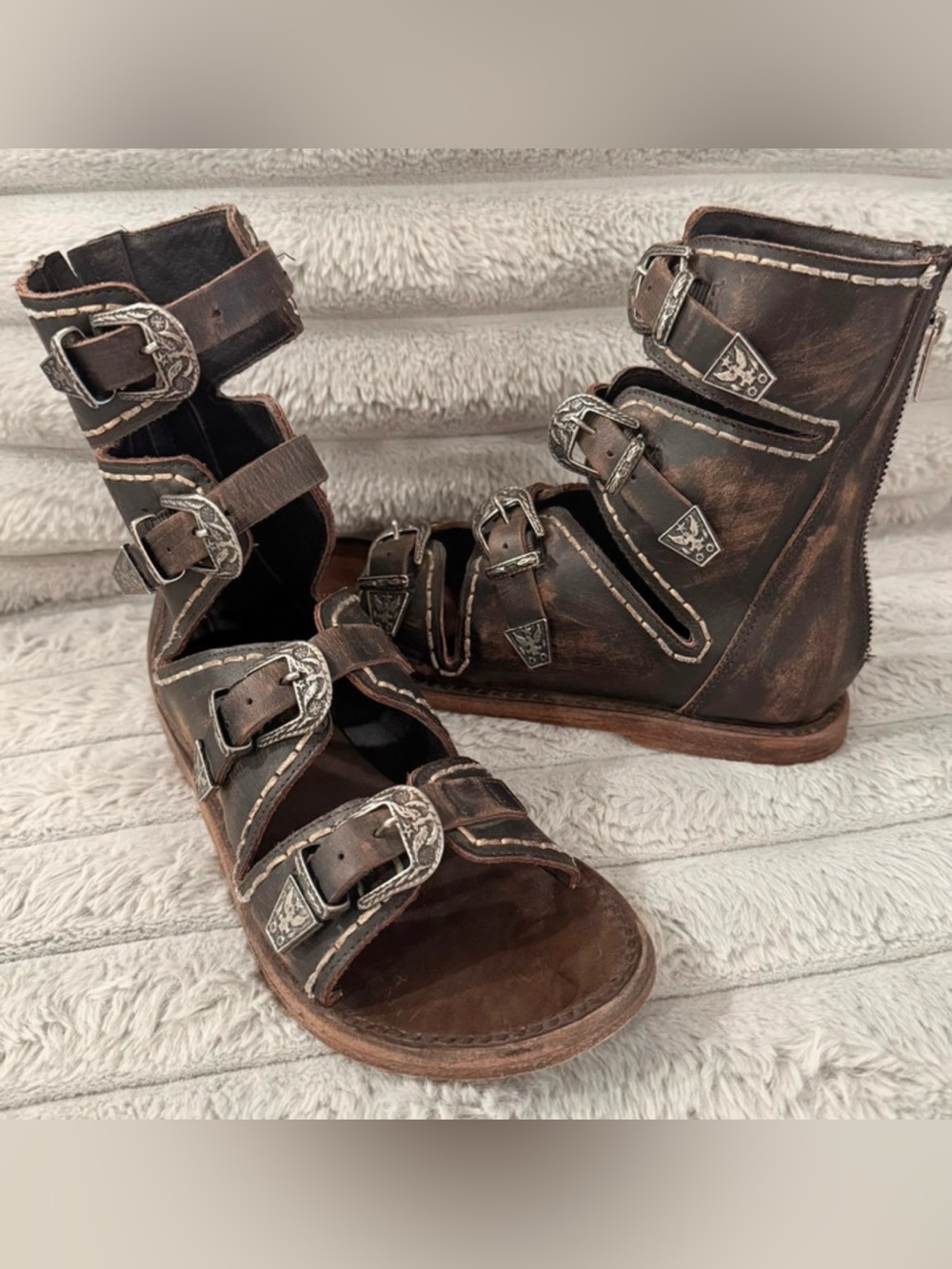 Women’s brand New Freebird by Steven Cleopatra Sandals. Size 7. - Picture 3 of 4